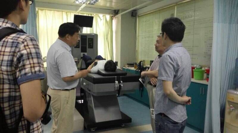 飛龍醫(yī)療董事長講解外星艙功能原理 飛龍醫(yī)療董事長講解外星艙功能原理