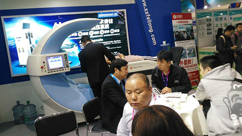 展會(huì)現(xiàn)場(chǎng)洽談 展會(huì)現(xiàn)場(chǎng)洽談