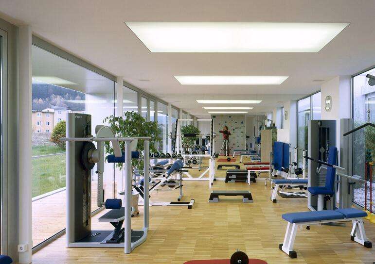 康復(fù)中心 康復(fù)中心