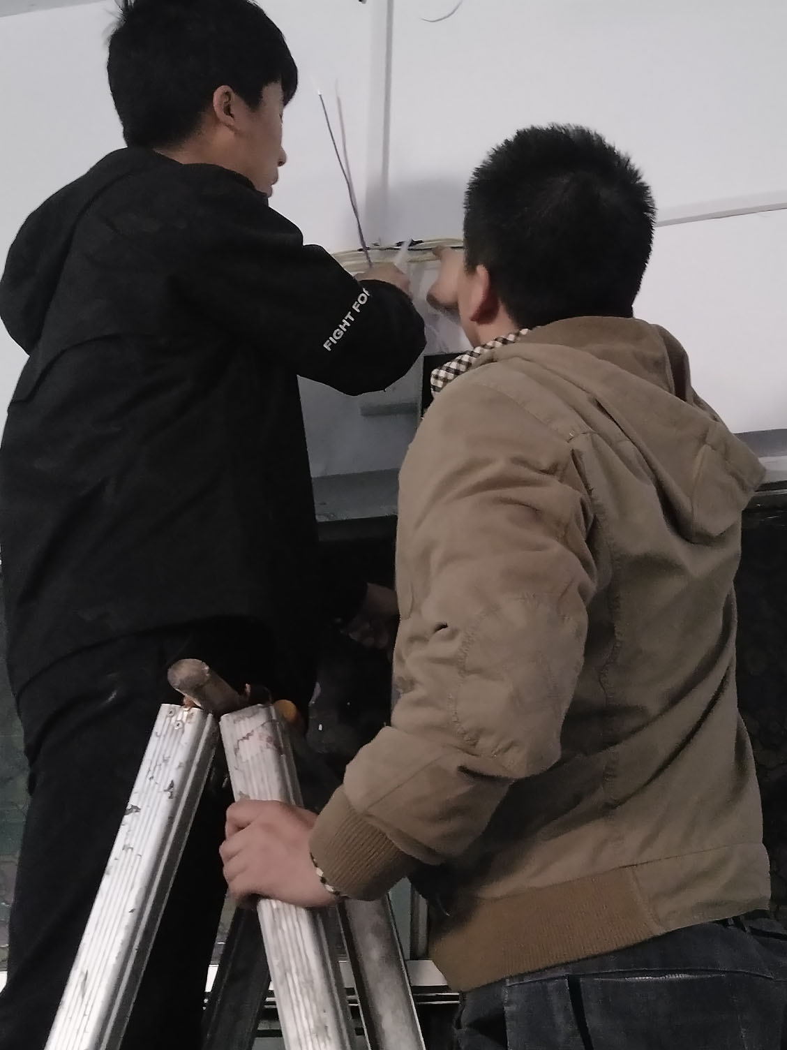 不規(guī)范線路整改 不規(guī)范線路整改