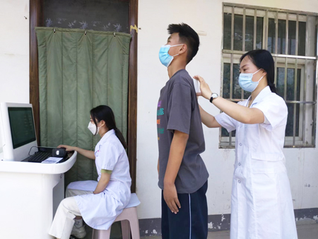 脊柱側(cè)彎篩查 脊柱側(cè)彎篩查