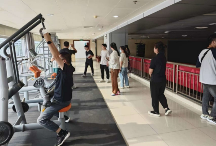 南陽(yáng)市青少年足脊篩查治療中心